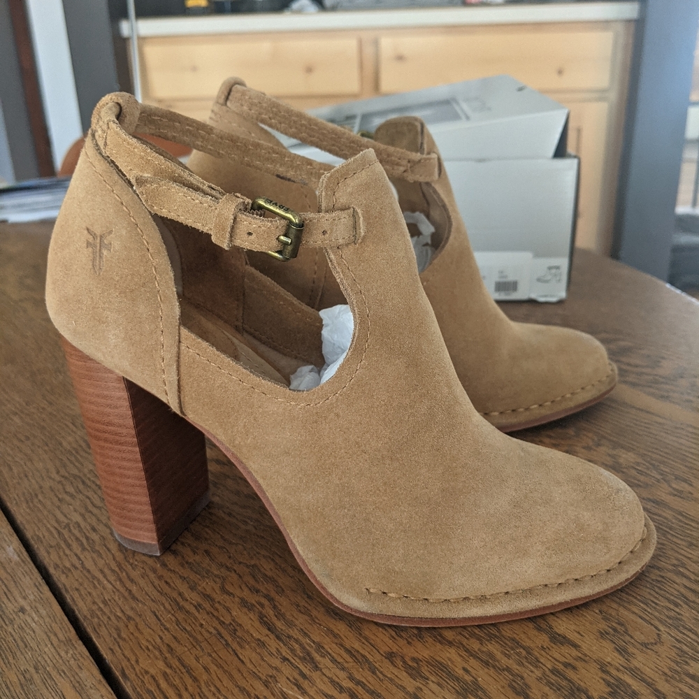 Frye Margaret Shootie